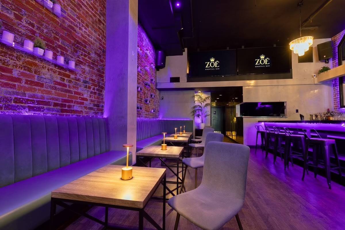 ZOË Cocktail Bar & Bites